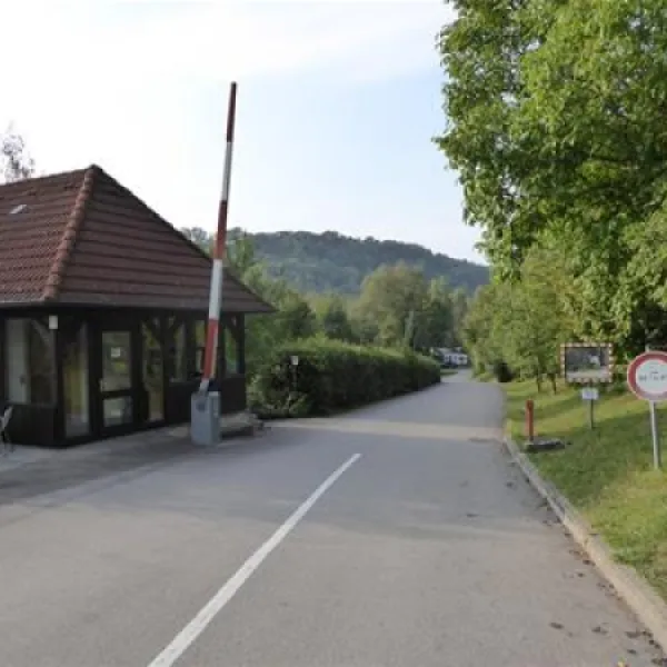 camping-tauberromantik-rothenburg-ob-der-tauberdetwang-xth2o