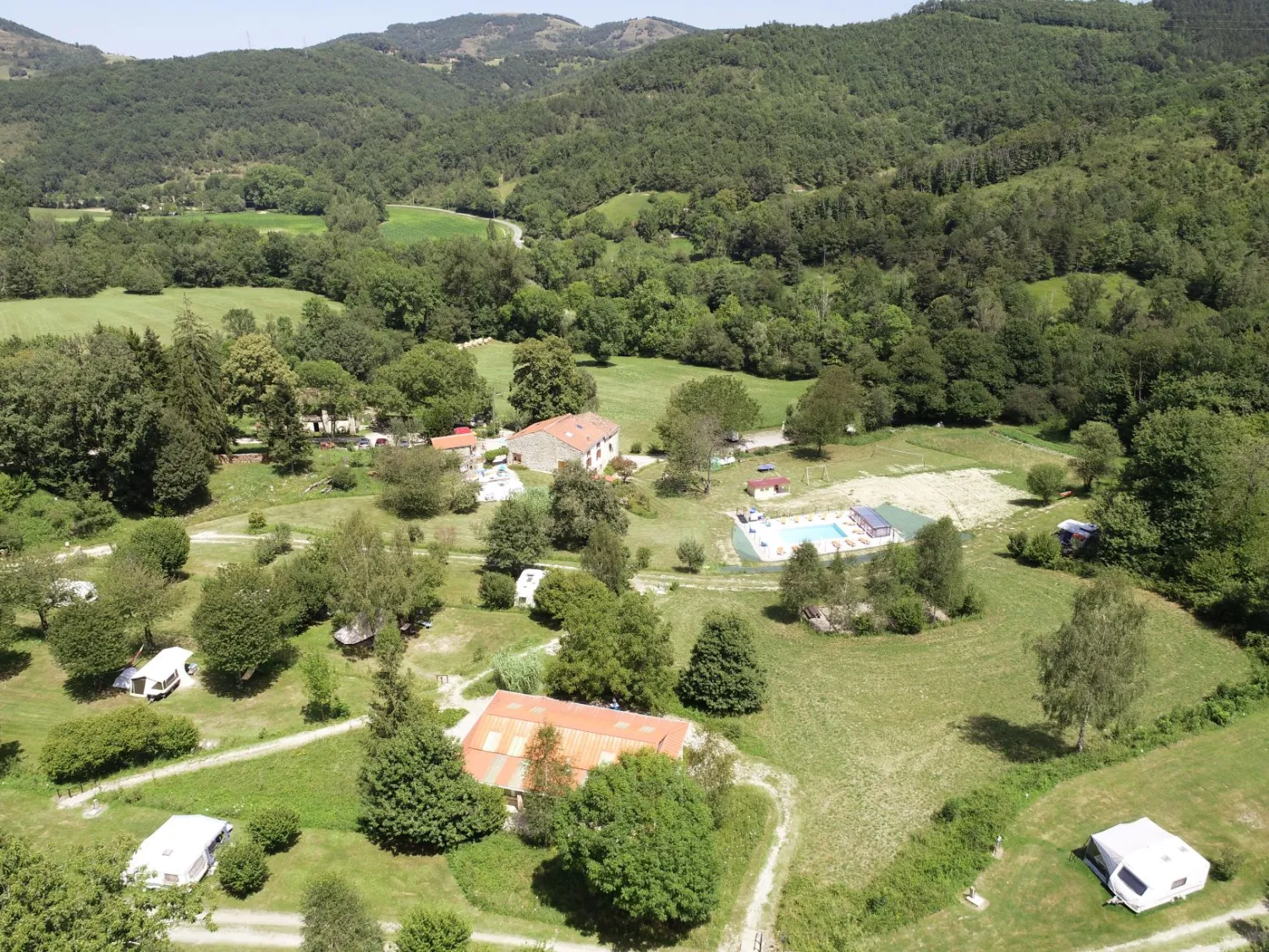 camping-naturiste-millefleurs-varilhes-2ghfm