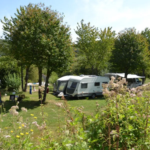Camping Naturiste Millefleurs 3 Etoiles