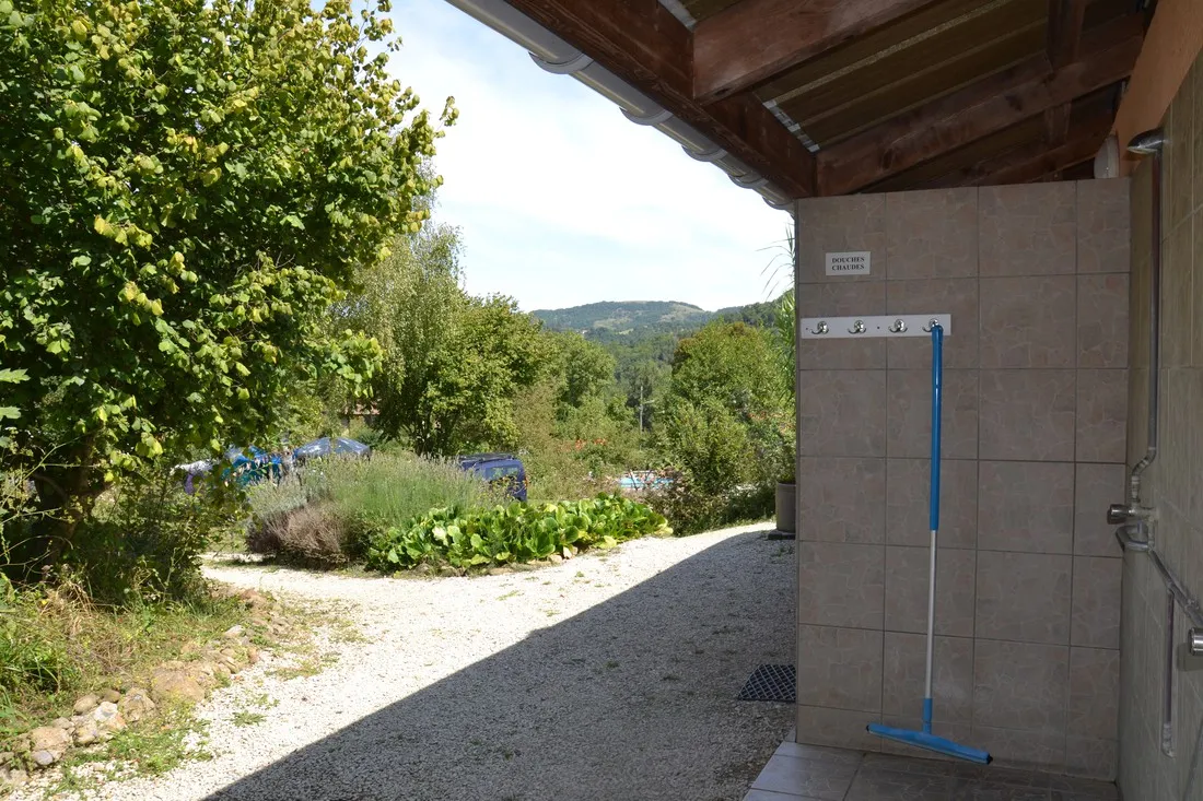 camping-naturiste-millefleurs-varilhes-mtwui