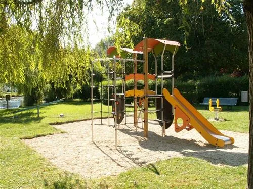 camping-les-peupliers-couhe-e3j8l