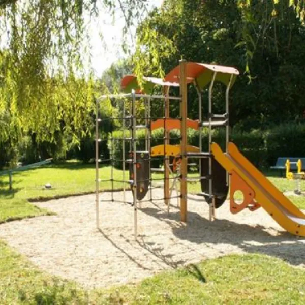 camping-les-peupliers-couhe-e3j8l