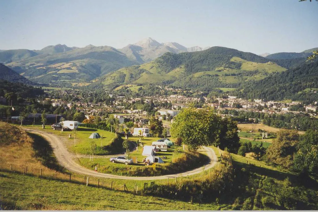 camping-le-mesnil-bagneres-de-bigorre-xs7bz