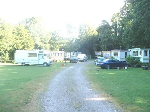 honeys-green-caravan-park-uckfield-cwouu