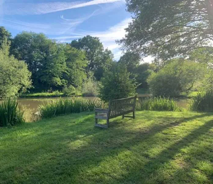 honeys-green-caravan-park-uckfield-gmmyu