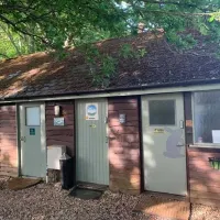 honeys-green-caravan-park-uckfield-kuob4