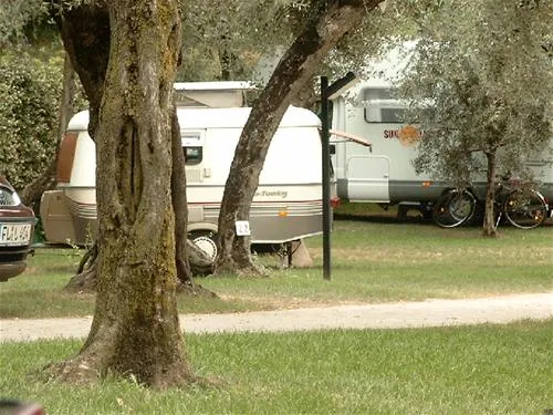 camping-tonini-malcsine-qe1kz