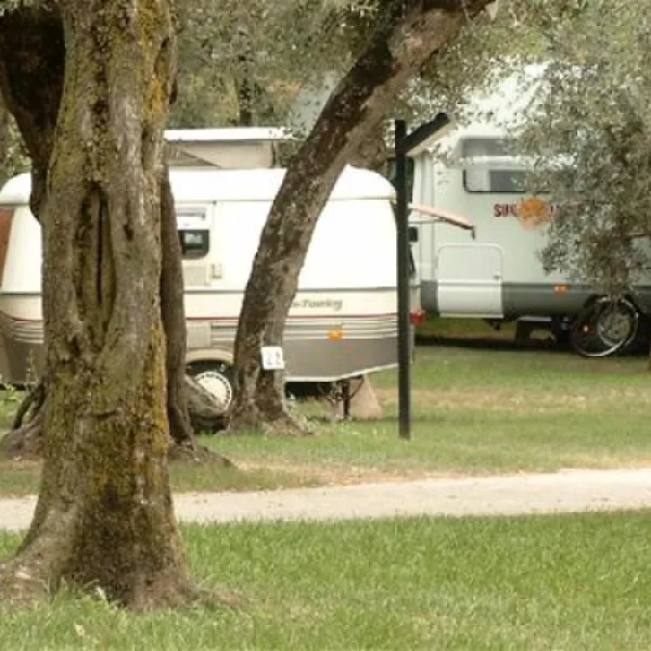 camping-tonini-malcsine-qe1kz