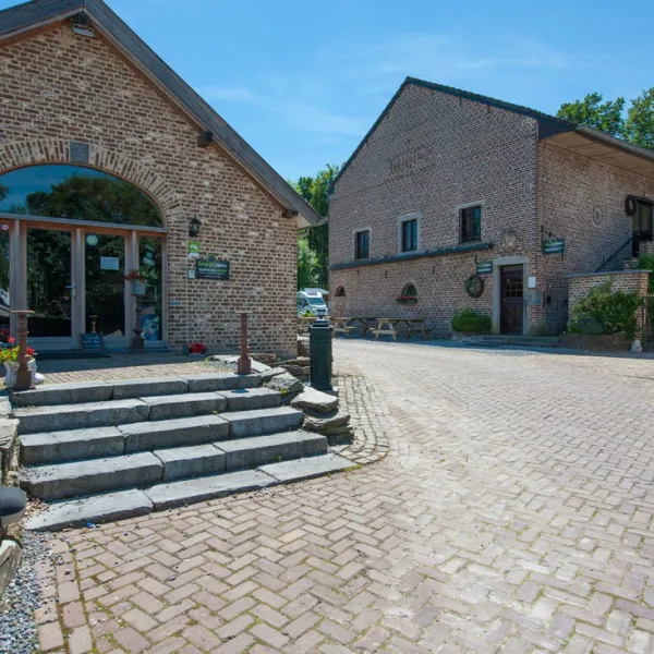 camping-natuurlijk-limburg-remersdaalvoeren-1fwim