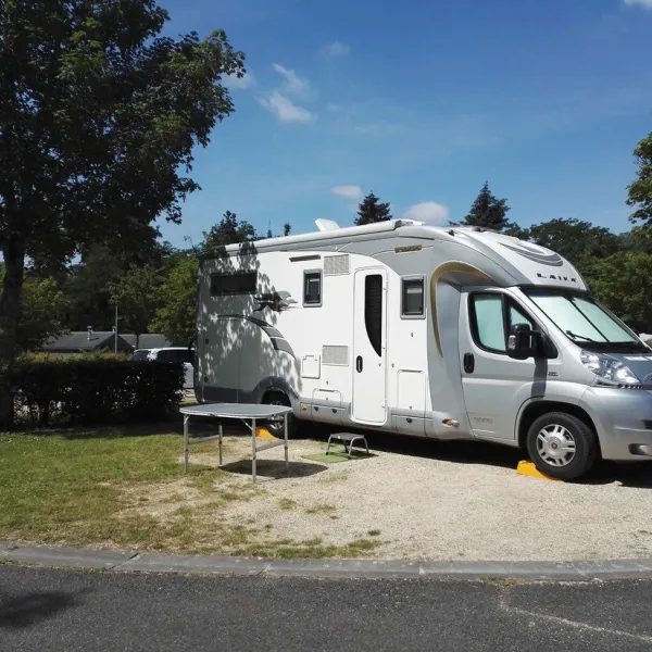 robinson-bourges-cher-p4nz5