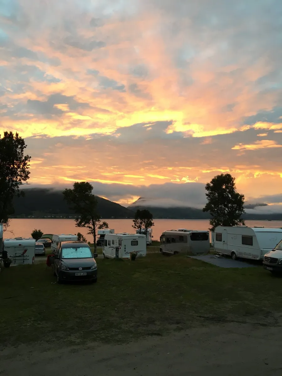 fjordbotn-camping-botnhamn-eohco