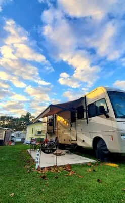 hawaiian-isles-rv-resort-ruskin-omt0m
