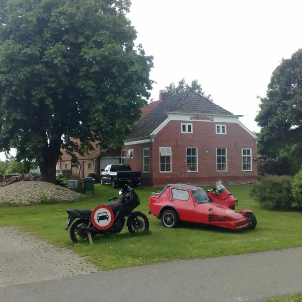 motorcamping-de-motorschuur-gasselternijveen-jnnok