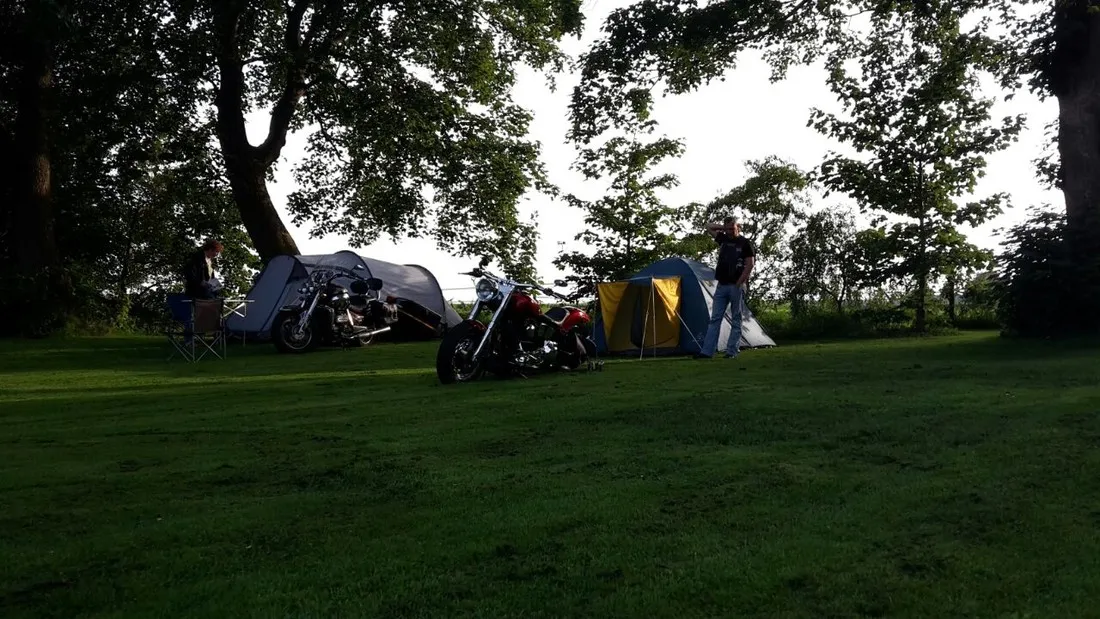 motorcamping-de-motorschuur-gasselternijveen-v17ae