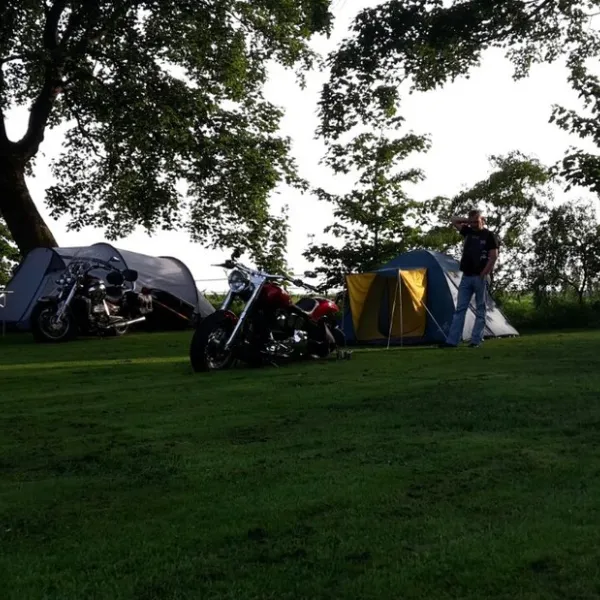 motorcamping-de-motorschuur-gasselternijveen-v17ae
