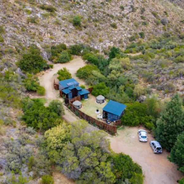malachite-yurt-camp-botrivier-slodo