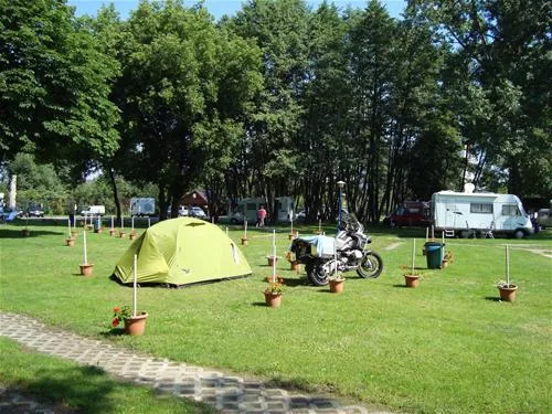 camping-clepardia-krakw-em72h