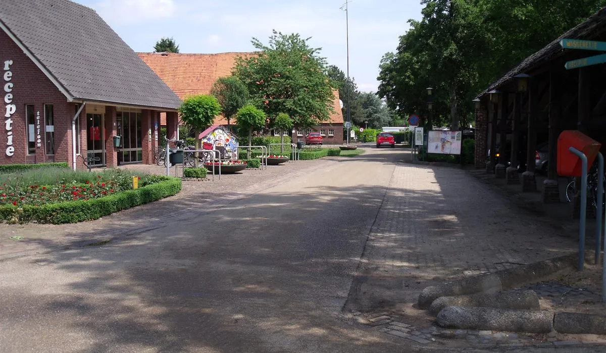 camping-kasteel-ooijen-broekhuizenvorst-9n1vz
