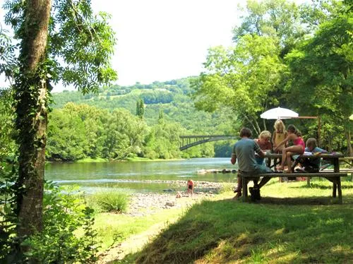 camping-la-champagne-brivezac-arvov
