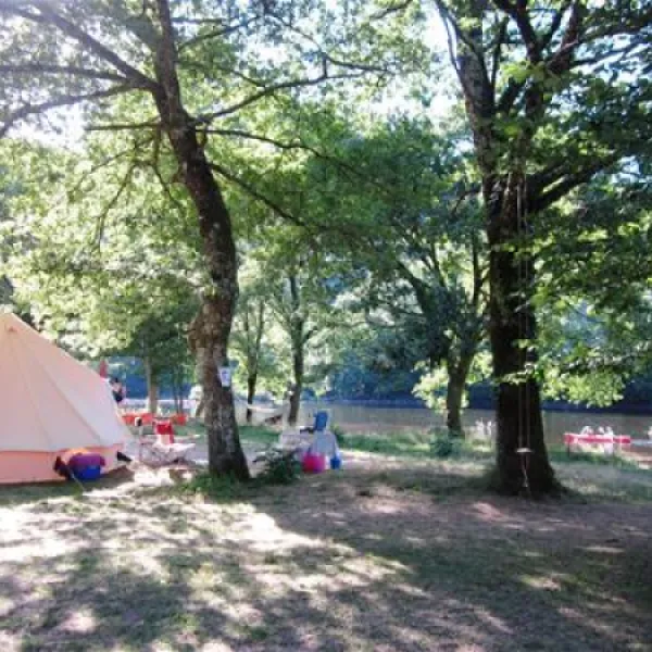 camping-la-champagne-brivezac-eedkp