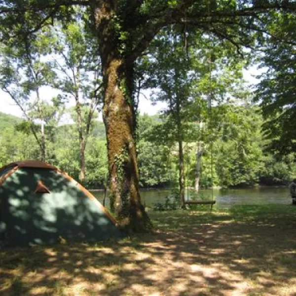camping-la-champagne-brivezac-gcoex