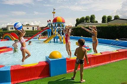 zeeland-camping-international-nieuwvliet-ksbb1