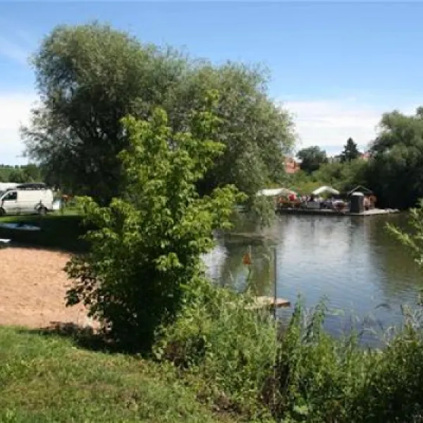 campingplatz-escherndorf-volkachescherndorf-ybobf