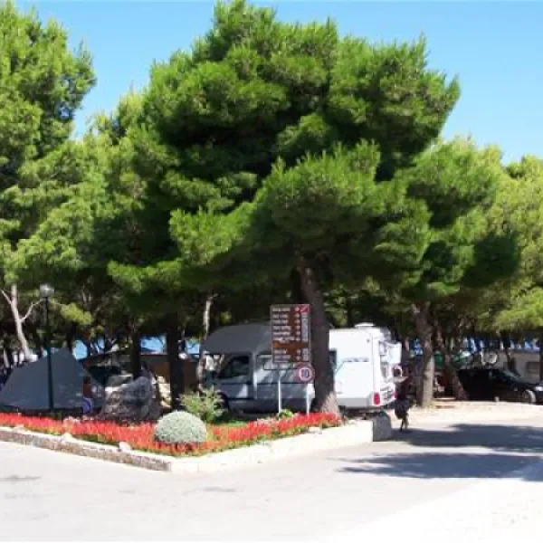 camping-adriatic-primosten-lw8jj
