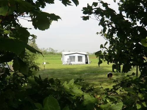 camping-us-wetterpleats-terherne-484lt