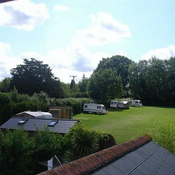 cedar-gables-camping-flimwell-mkgz2