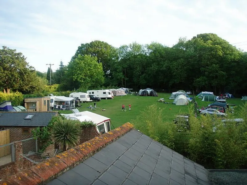 cedar-gables-camping-flimwell-yfflu