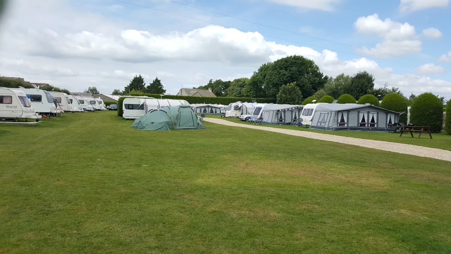 woodland-caravanpark-wareham-zkwqh