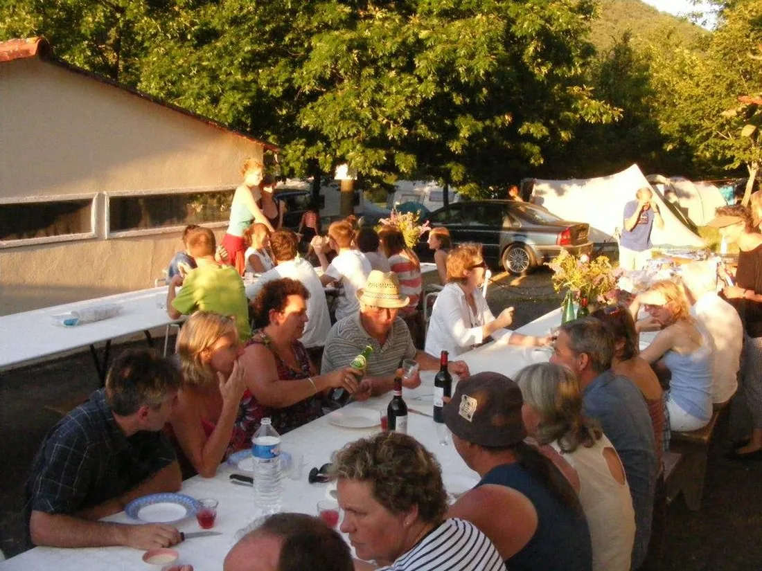 camping-le-batut-st-izaire-s0sqa