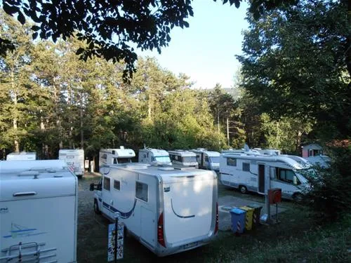 palasubra-suviana-camping-castel-di-casio-be7iw