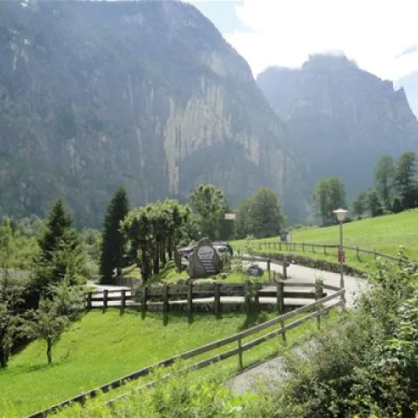 camping-jungfrau-lauterbrunnen-dzll6