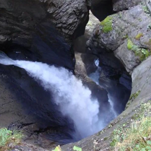 camping-jungfrau-lauterbrunnen-oaumj
