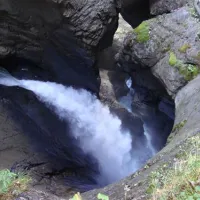 camping-jungfrau-lauterbrunnen-oaumj