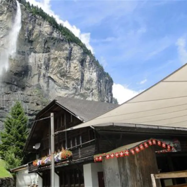 camping-jungfrau-lauterbrunnen-phiuq