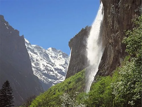 camping-jungfrau-lauterbrunnen-w8amc