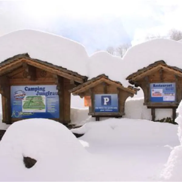 camping-jungfrau-lauterbrunnen-xax6j