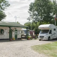 camping-and-caravanning-club-site-norwich-norwich-adgpx