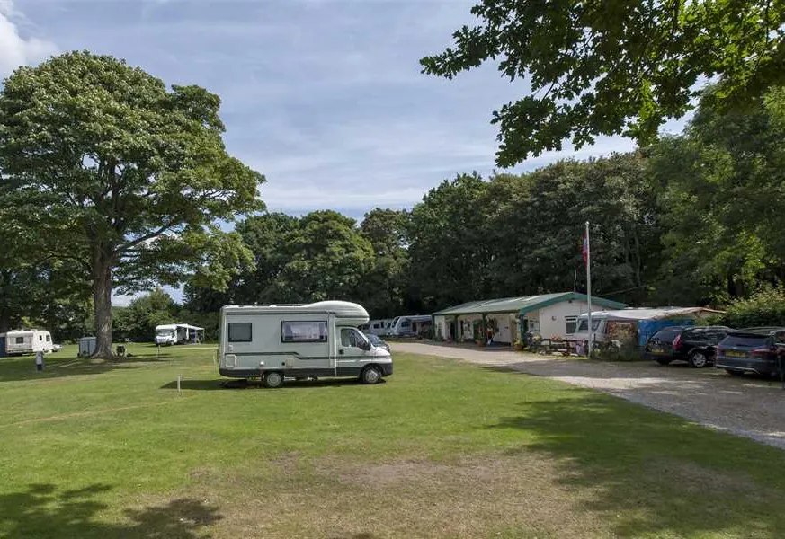 camping-and-caravanning-club-site-norwich-norwich-vhteu
