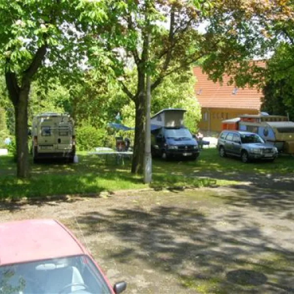 camping-nikolsdorfer-berg-knigsteinleupoldishain-jog35