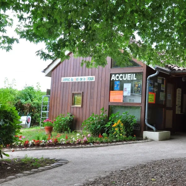 camping-du-mas-de-la-croux-tauriac-oaq8z