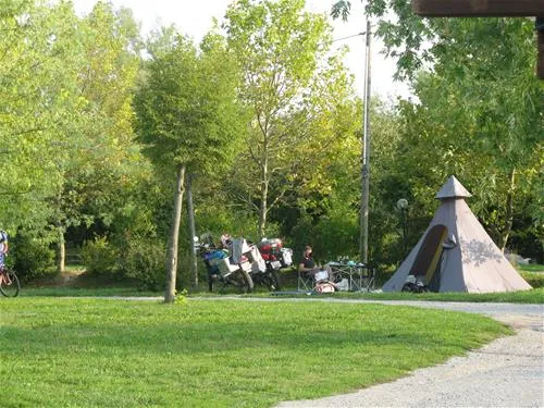 camping-sole-langhe-barolo-dew2m
