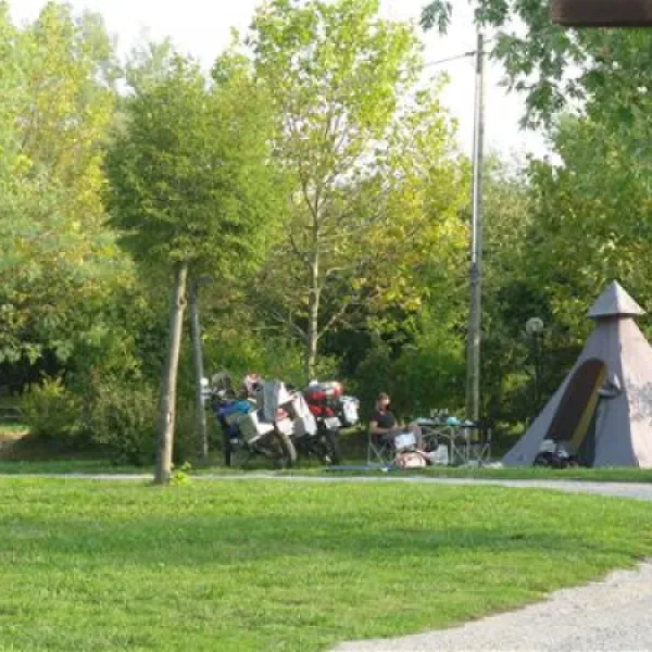 camping-sole-langhe-barolo-dew2m
