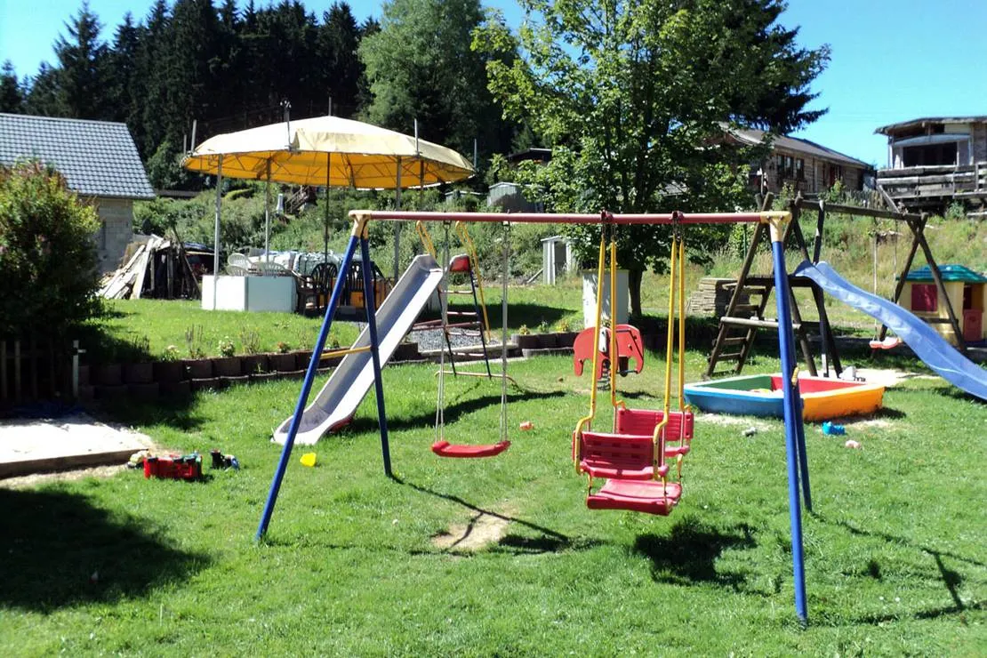 camping-la-belle-valee-butgenbach-mkkdx