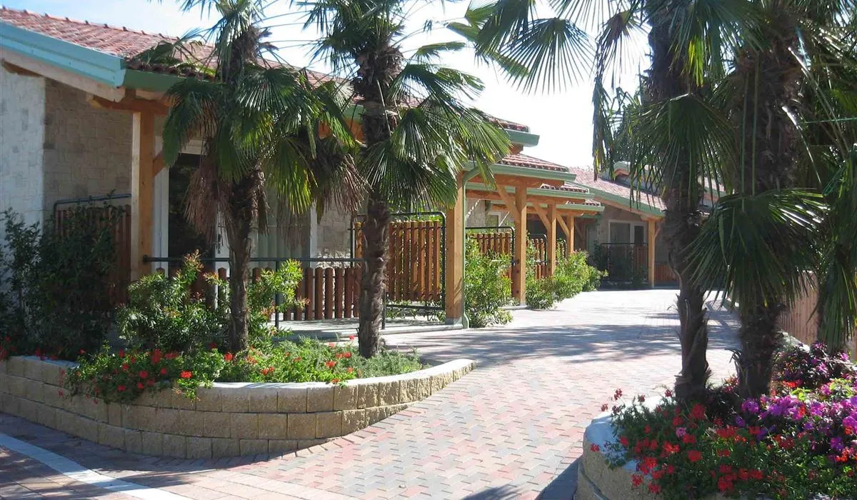 camping-tahiti-lido-delle-nazioni-cimfh