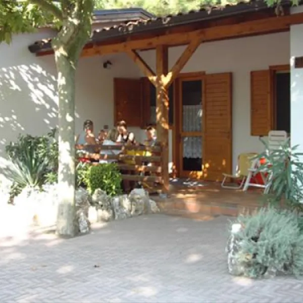 camping-tahiti-lido-delle-nazioni-efztx