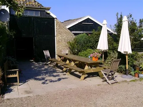 camping-sotterum-cornwerd-cy8zi